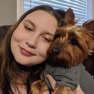 Meet your Posher, Abby